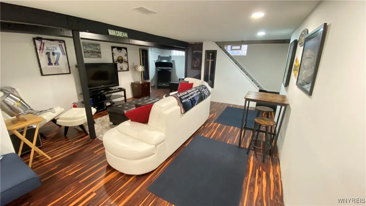 102 Grove Street, Evans, New York 14006, Evans, New York 14006, 2 Bedrooms Bedrooms, 5 Rooms Rooms,1 BathroomBathrooms,Residential,For Sale,102 Grove Street, Evans, New York 14006,0,B1648482
