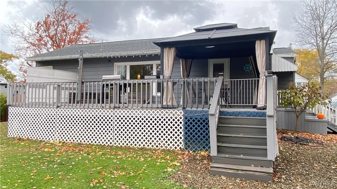 102 Grove Street, Evans, New York 14006, Evans, New York 14006, 2 Bedrooms Bedrooms, 5 Rooms Rooms,1 BathroomBathrooms,Residential,For Sale,102 Grove Street, Evans, New York 14006,0,B1648482
