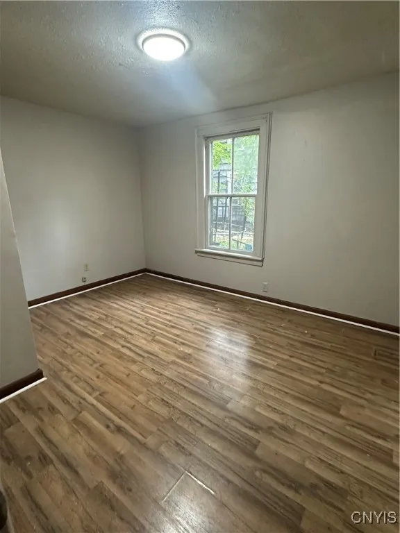 1212 Butternut Street, Syracuse, New York 13208, Syracuse, New York 13208, 3 Bedrooms Bedrooms, 5 Rooms Rooms,1 BathroomBathrooms,Residential,For Sale,1212 Butternut Street, Syracuse, New York 13208,0,S1648426
