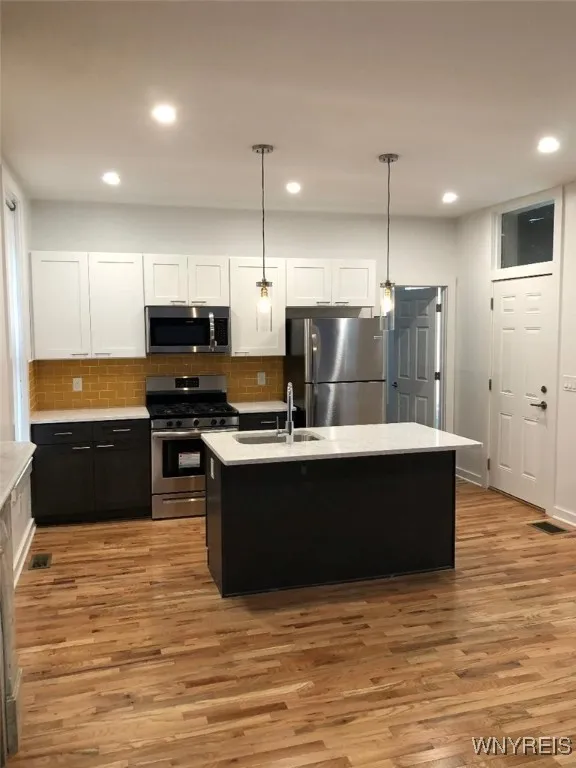 75 Johnson Park 2, Buffalo, New York 14201, Buffalo, New York 14201, 2 Bedrooms Bedrooms, 3 Rooms Rooms,2 BathroomsBathrooms,Residential Lease,For Rent,75 Johnson Park 2, Buffalo, New York 14201,0,B1648529