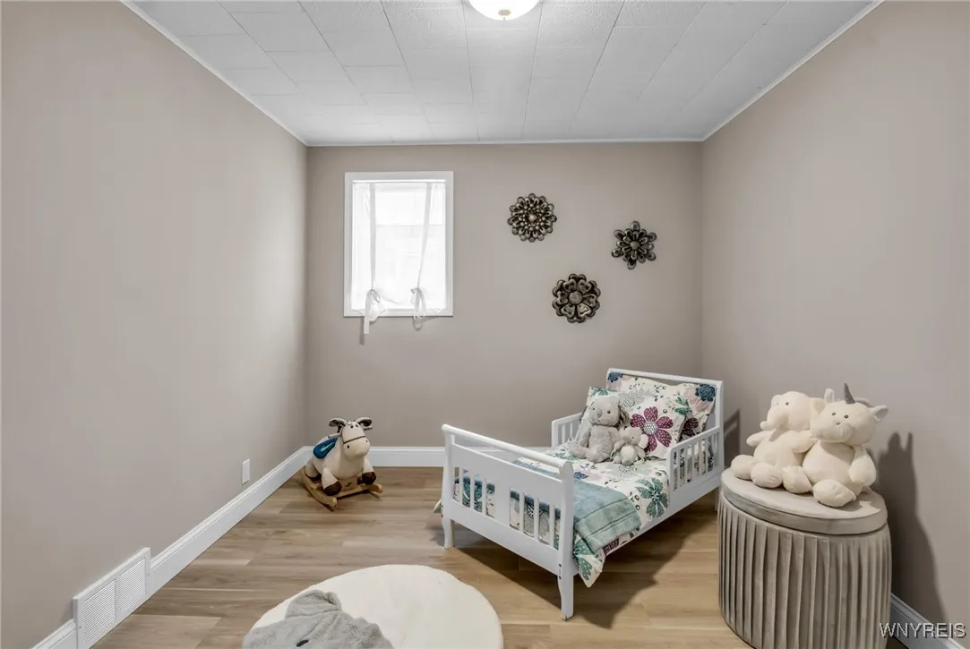 19 Blick Street, Cheektowaga, New York 14212, Cheektowaga, New York 14212, 3 Bedrooms Bedrooms, 6 Rooms Rooms,1 BathroomBathrooms,Residential,For Sale,19 Blick Street, Cheektowaga, New York 14212,0,B1648463