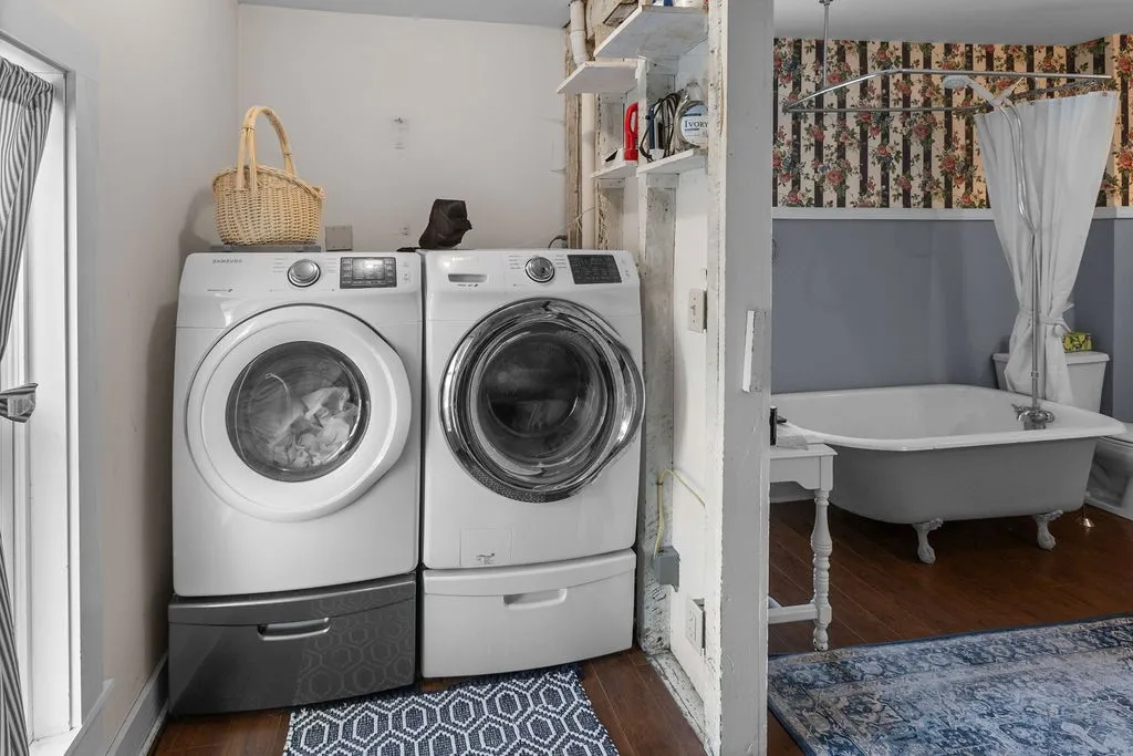 369 South Gilboa Road, Gilboa, New York 12167, Gilboa, New York 12167, 4 Bedrooms Bedrooms, 8 Rooms Rooms,2 BathroomsBathrooms,Residential,For Sale,369 South Gilboa Road, Gilboa, New York 12167,0,R1648515