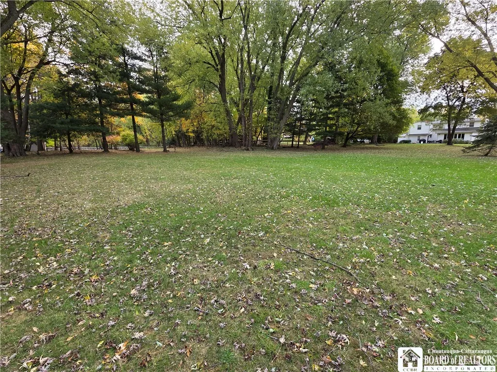 9 Carol Avenue, Pomfret, New York 14063, Pomfret, New York 14063, 5 Bedrooms Bedrooms, 10 Rooms Rooms,2 BathroomsBathrooms,Residential,For Sale,9 Carol Avenue, Pomfret, New York 14063,0,R1642923