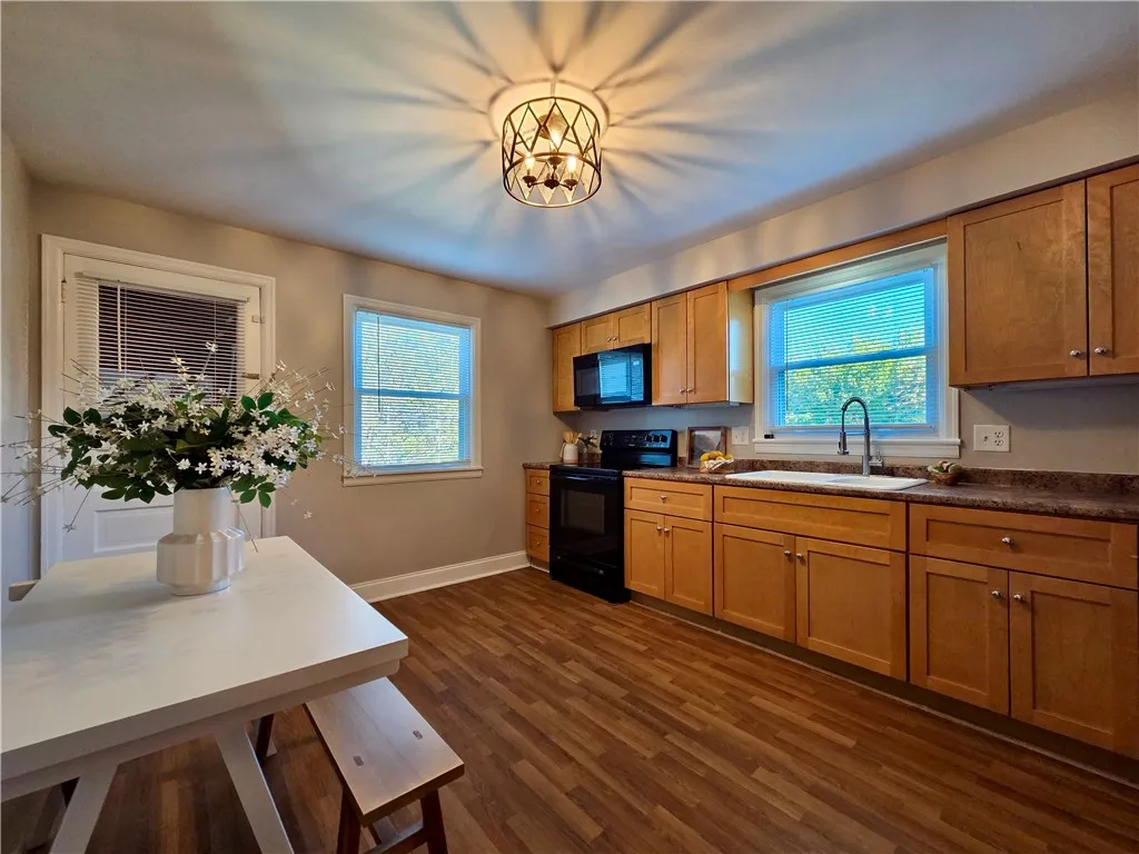 222 Vinal Avenue, Irondequoit, New York 14609, Irondequoit, New York 14609, 4 Bedrooms Bedrooms, 8 Rooms Rooms,1 BathroomBathrooms,Residential,For Sale,222 Vinal Avenue, Irondequoit, New York 14609,0,R1648182