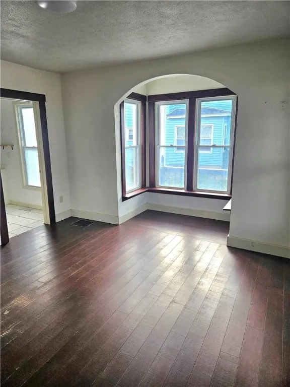 214 South Lackawanna Street, Wayland, New York 145, Wayland, New York 14572, 3 Bedrooms Bedrooms, 6 Rooms Rooms,1 BathroomBathrooms,Residential,For Sale,214 South Lackawanna Street, Wayland, New York 145,0,R1648554