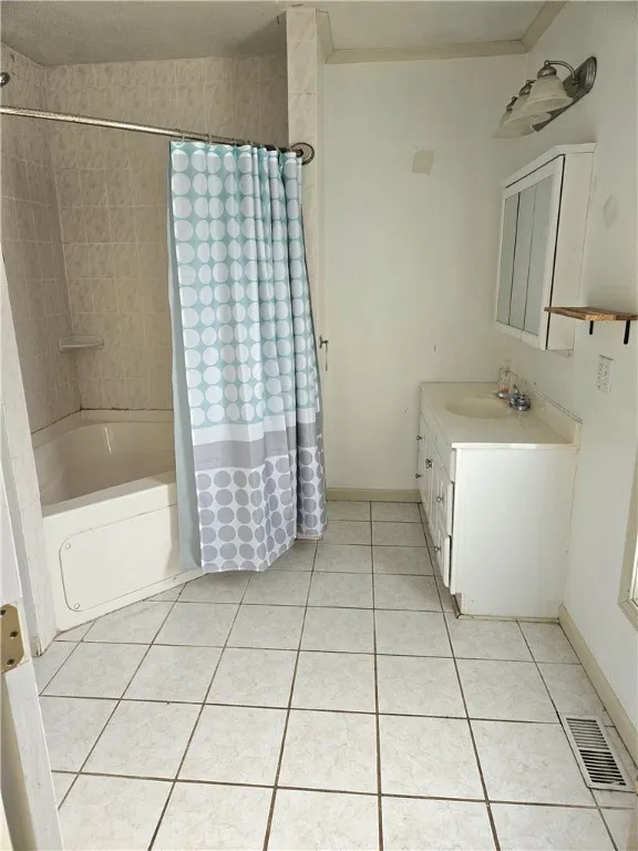 214 South Lackawanna Street, Wayland, New York 145, Wayland, New York 14572, 3 Bedrooms Bedrooms, 6 Rooms Rooms,1 BathroomBathrooms,Residential,For Sale,214 South Lackawanna Street, Wayland, New York 145,0,R1648554