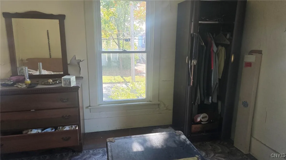 220 West Ellis Street, Dewitt, New York 13057, De Witt, New York 13057, 3 Bedrooms Bedrooms, 5 Rooms Rooms,1 BathroomBathrooms,Residential,For Sale,220 West Ellis Street, Dewitt, New York 13057,0,S1648520