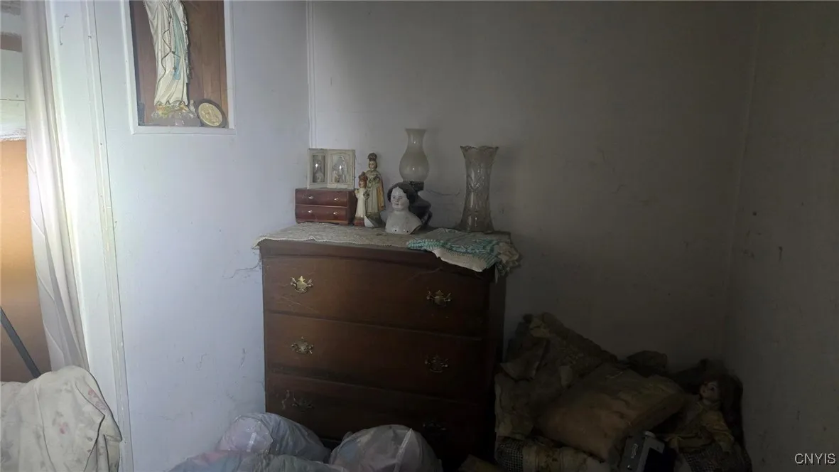 220 West Ellis Street, Dewitt, New York 13057, De Witt, New York 13057, 3 Bedrooms Bedrooms, 5 Rooms Rooms,1 BathroomBathrooms,Residential,For Sale,220 West Ellis Street, Dewitt, New York 13057,0,S1648520