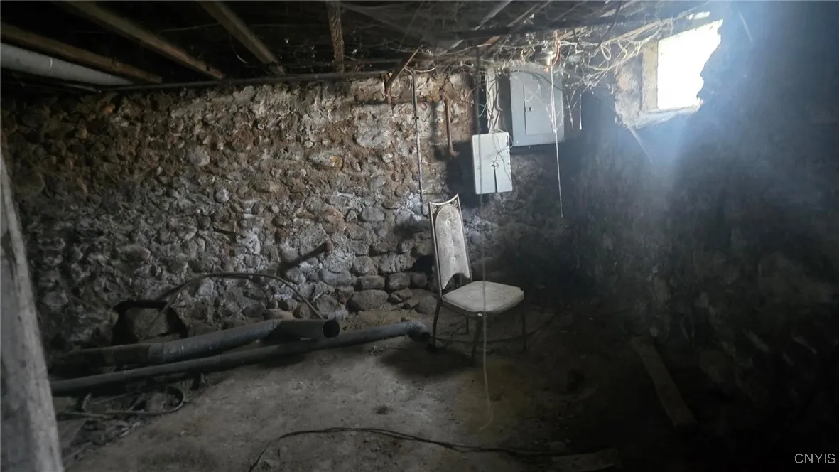 220 West Ellis Street, Dewitt, New York 13057, De Witt, New York 13057, 3 Bedrooms Bedrooms, 5 Rooms Rooms,1 BathroomBathrooms,Residential,For Sale,220 West Ellis Street, Dewitt, New York 13057,0,S1648520