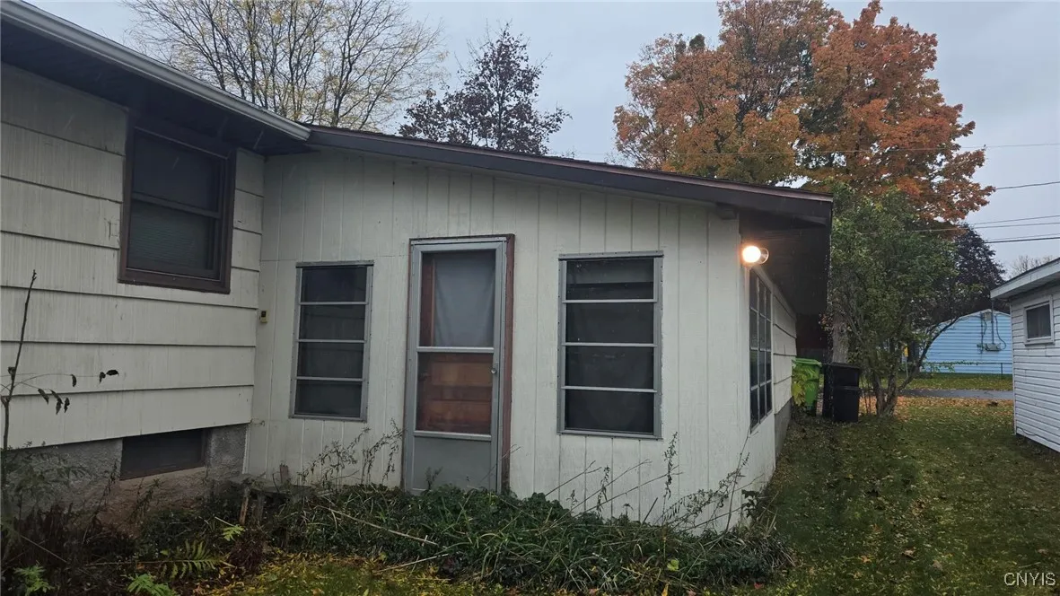 624 Breman Avenue, Salina, New York 13211, Salina, New York 13211, 3 Bedrooms Bedrooms, 6 Rooms Rooms,3 BathroomsBathrooms,Residential,For Sale,624 Breman Avenue, Salina, New York 13211,0,S1648365