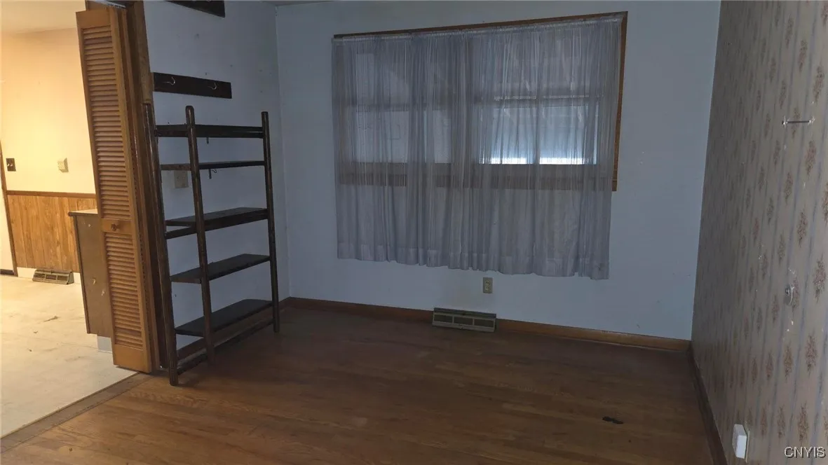 624 Breman Avenue, Salina, New York 13211, Salina, New York 13211, 3 Bedrooms Bedrooms, 6 Rooms Rooms,3 BathroomsBathrooms,Residential,For Sale,624 Breman Avenue, Salina, New York 13211,0,S1648365