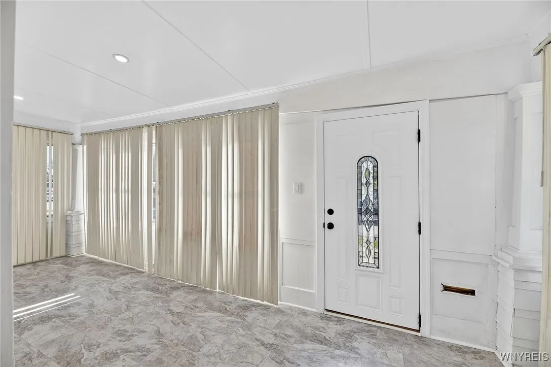 14 Thornton Avenue, Buffalo, New York 14215, Buffalo, New York 14215, 4 Bedrooms Bedrooms, 7 Rooms Rooms,2 BathroomsBathrooms,Residential,For Sale,14 Thornton Avenue, Buffalo, New York 14215,0,B1648244
