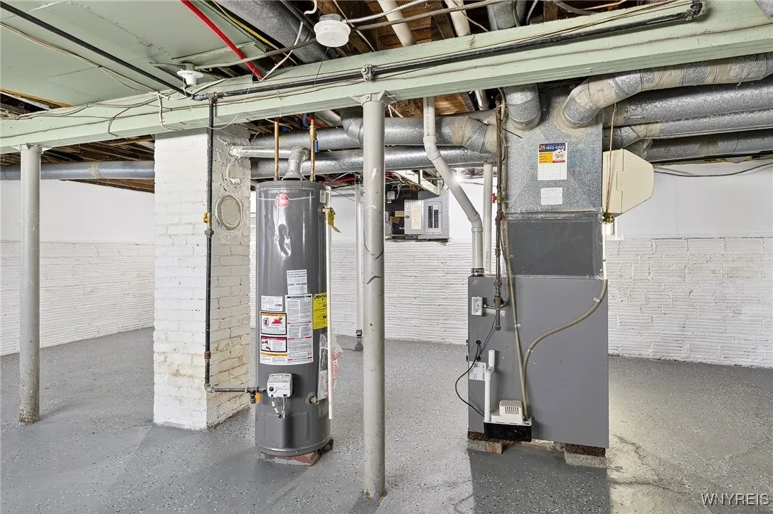 14 Thornton Avenue, Buffalo, New York 14215, Buffalo, New York 14215, 4 Bedrooms Bedrooms, 7 Rooms Rooms,2 BathroomsBathrooms,Residential,For Sale,14 Thornton Avenue, Buffalo, New York 14215,0,B1648244