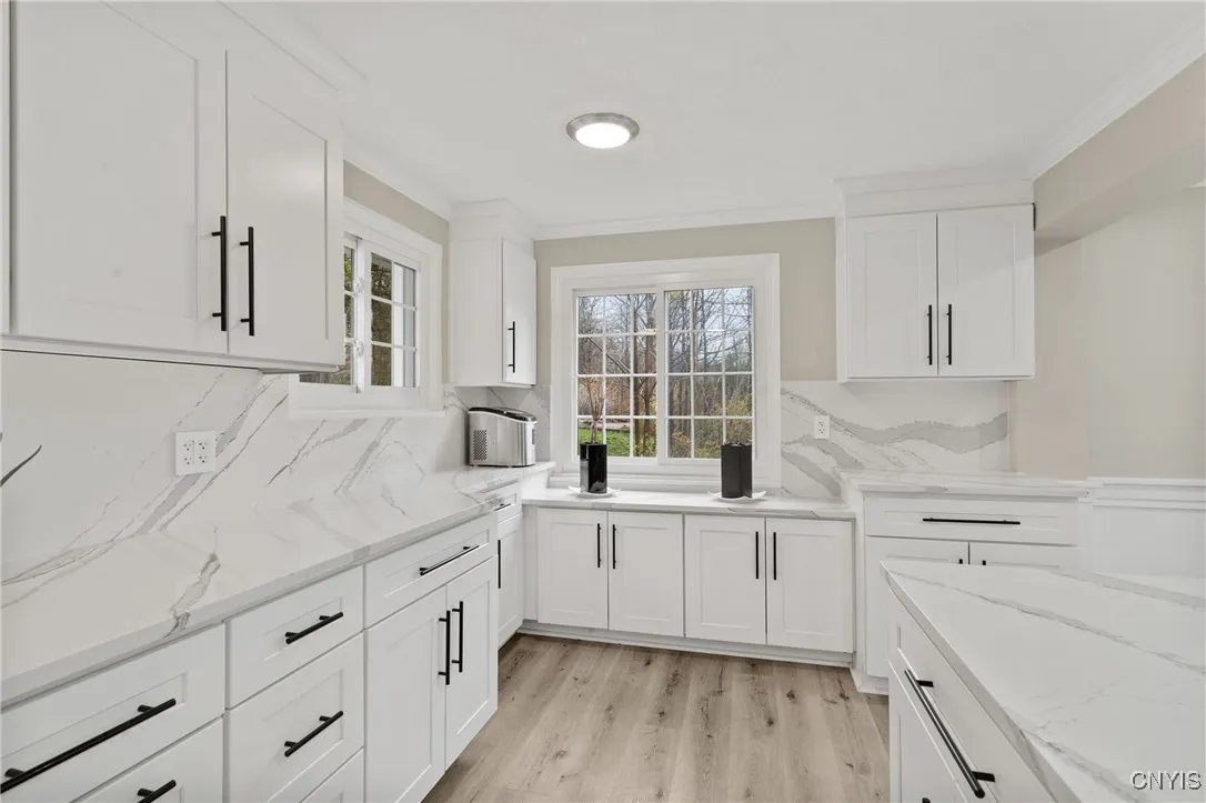 3860 South Street Road, Marcellus, New York 13108, Marcellus, New York 13108, 4 Bedrooms Bedrooms, 10 Rooms Rooms,3 BathroomsBathrooms,Residential,For Sale,3860 South Street Road, Marcellus, New York 13108,0,S1648417