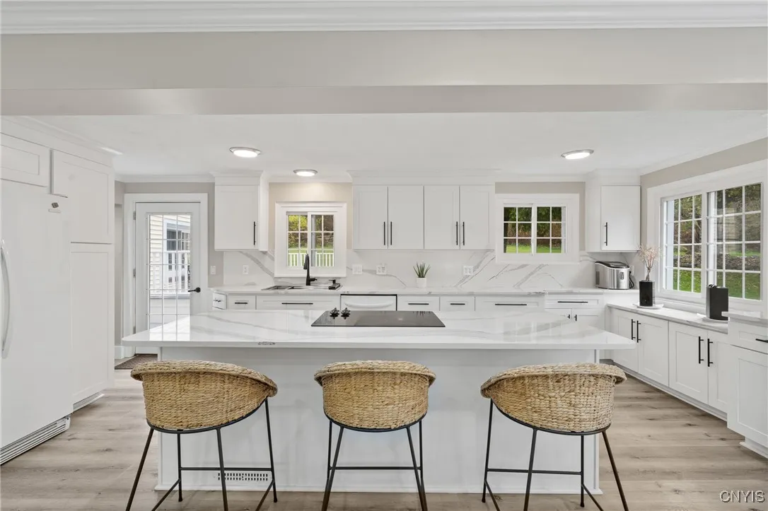 Gorgeous custom kitchen!