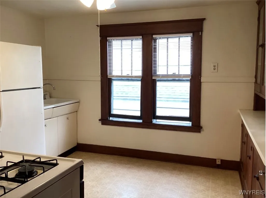 46 Kirkwood Drive, West Seneca, New York 14224, West Seneca, New York 14224, 4 Bedrooms Bedrooms, ,2 BathroomsBathrooms,Residential,For Sale,46 Kirkwood Drive, West Seneca, New York 14224,0,B1648556