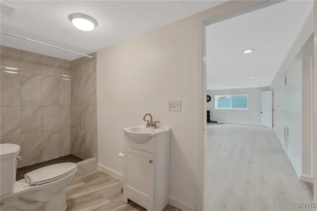 3354-a Hayes Road, Lysander, New York 13027, Lysander, New York 13027, 2 Bedrooms Bedrooms, 5 Rooms Rooms,1 BathroomBathrooms,Residential Lease,For Rent,3354-a Hayes Road, Lysander, New York 13027,0,S1648570