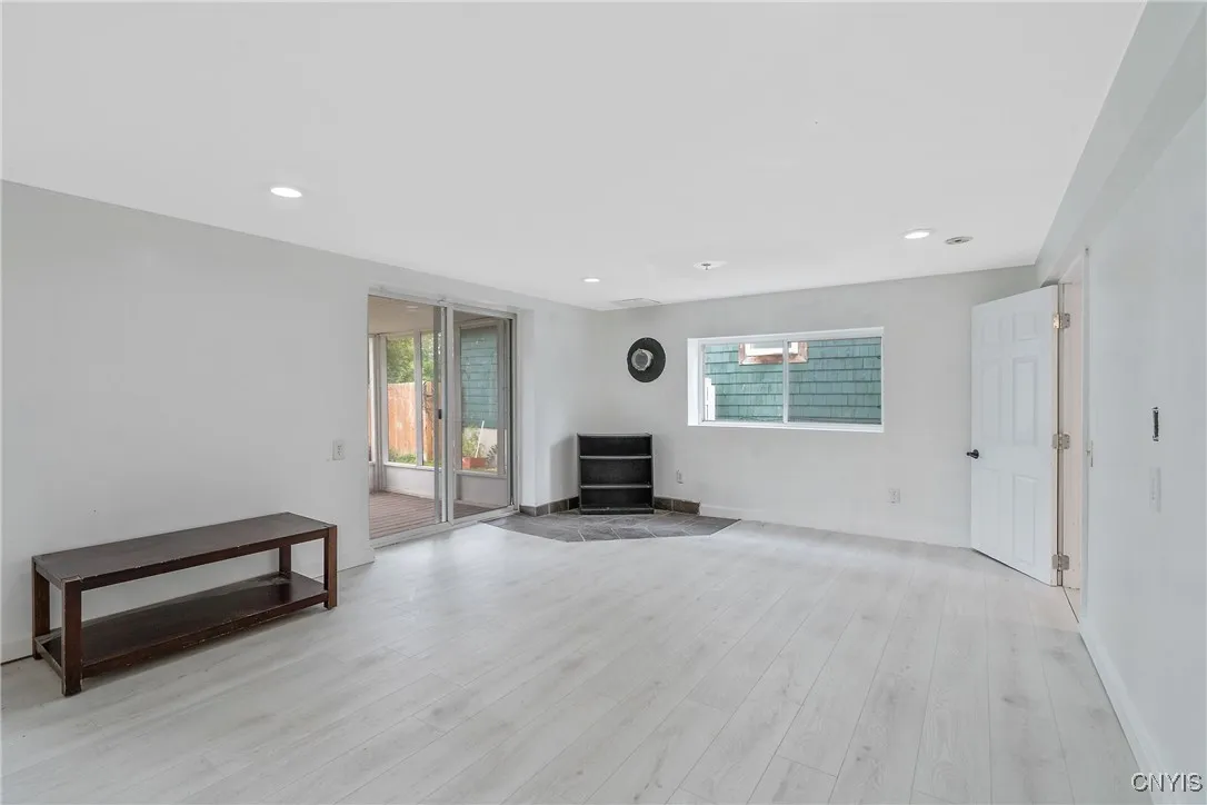 3354-a Hayes Road, Lysander, New York 13027, Lysander, New York 13027, 2 Bedrooms Bedrooms, 5 Rooms Rooms,1 BathroomBathrooms,Residential Lease,For Rent,3354-a Hayes Road, Lysander, New York 13027,0,S1648570