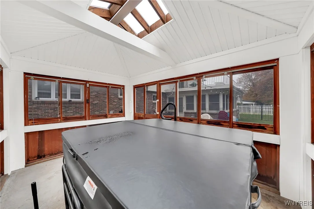 182 Messer Avenue, Cheektowaga, New York 14043, Cheektowaga, New York 14043, 3 Bedrooms Bedrooms, 10 Rooms Rooms,2 BathroomsBathrooms,Residential,For Sale,182 Messer Avenue, Cheektowaga, New York 14043,0,B1647018