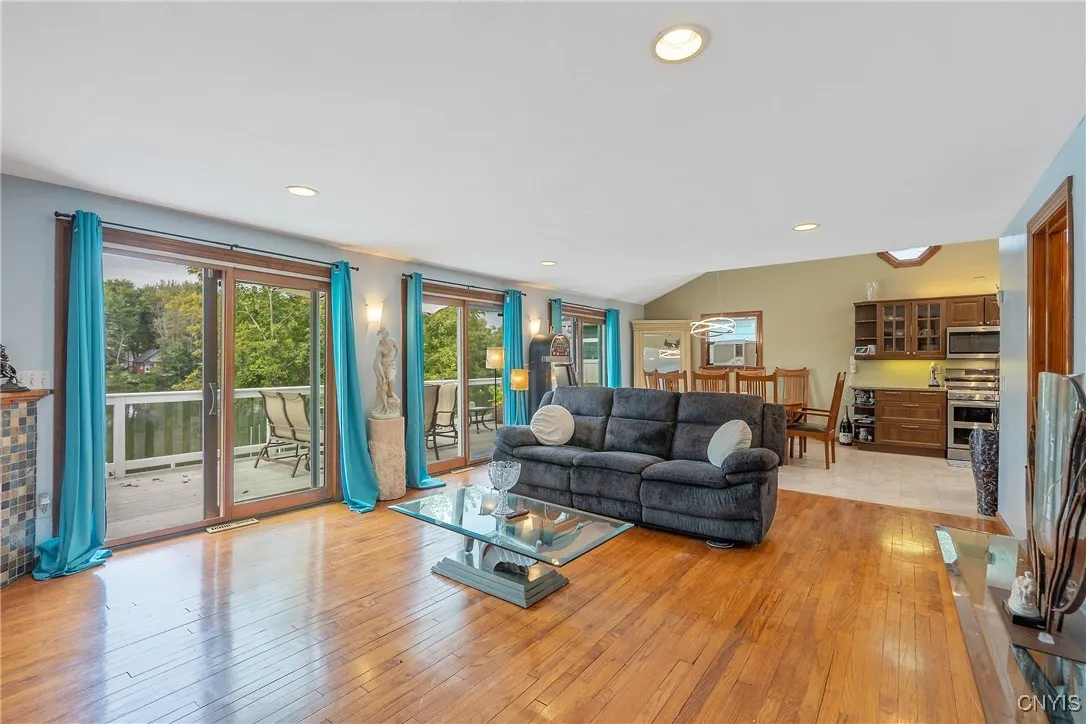 3354 B Hayes Road, Lysander, New York 13027, Lysander, New York 13027, 2 Bedrooms Bedrooms, 5 Rooms Rooms,2 BathroomsBathrooms,Residential Lease,For Rent,3354 B Hayes Road, Lysander, New York 13027,0,S1648573