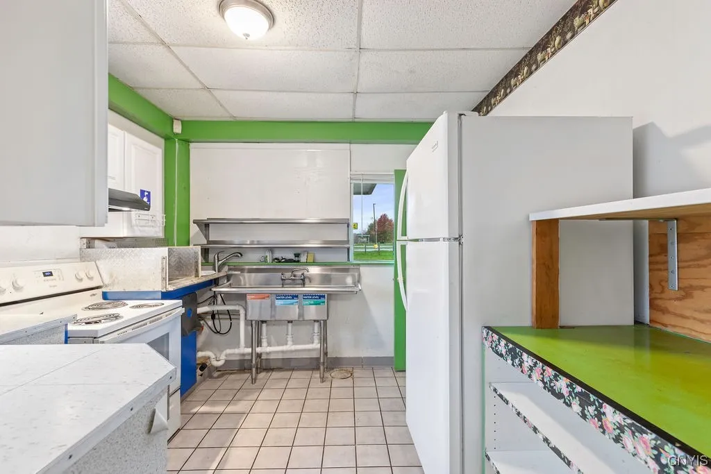 2328 State Route 13, Albion, New York 13302, Albion, New York 13302, 2 Bedrooms Bedrooms, 4 Rooms Rooms,1 BathroomBathrooms,Residential,For Sale,2328 State Route 13, Albion, New York 13302,0,S1647165