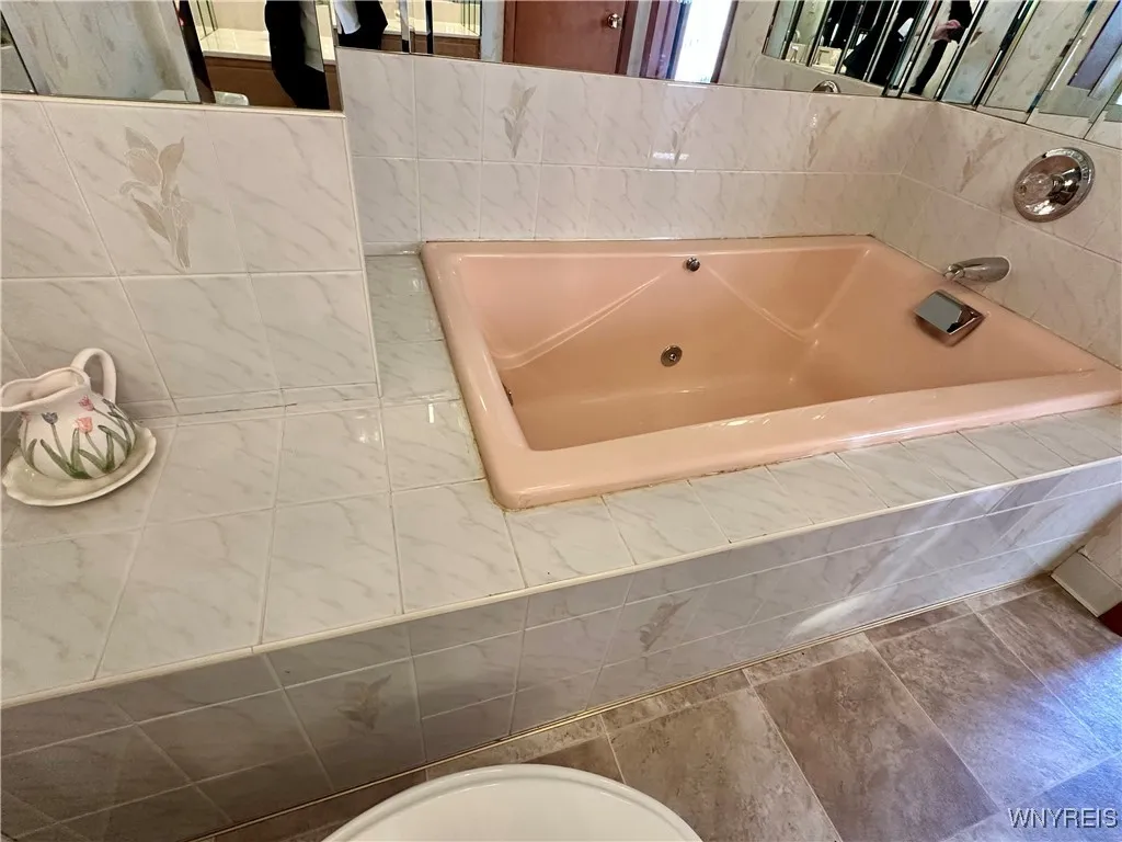 275 Cindy Drive, Amherst, New York 14221, Amherst, New York 14221, 3 Bedrooms Bedrooms, 6 Rooms Rooms,2 BathroomsBathrooms,Residential,For Sale,275 Cindy Drive, Amherst, New York 14221,0,B1648582