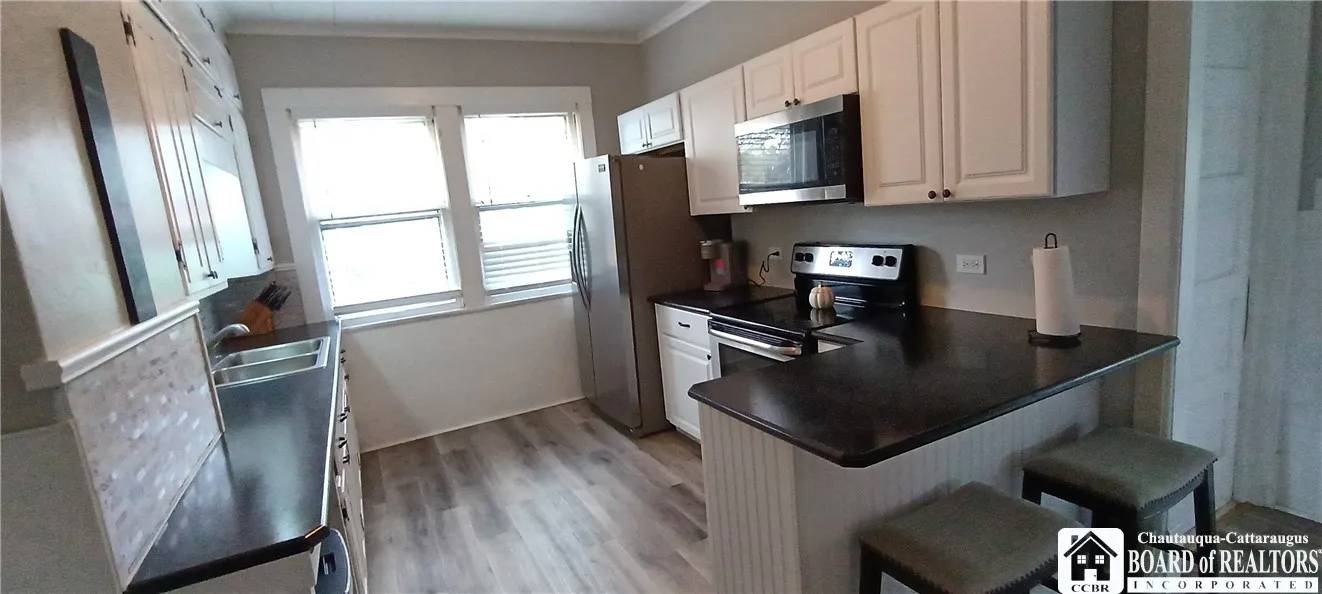 43 Maple Street, Portville, New York 14770, Portville, New York 14770, 4 Bedrooms Bedrooms, 11 Rooms Rooms,2 BathroomsBathrooms,Residential,For Sale,43 Maple Street, Portville, New York 14770,0,R1648147