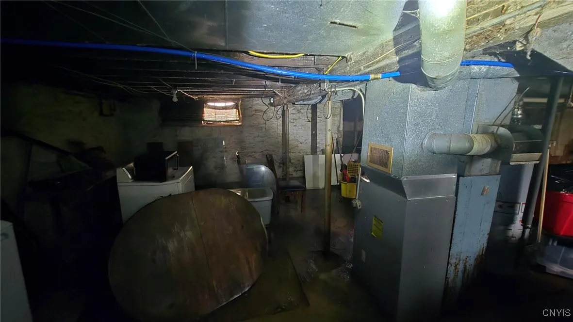 303 Marguerite Avenue, Syracuse, New York 13207, Syracuse, New York 13207, 3 Bedrooms Bedrooms, 5 Rooms Rooms,1 BathroomBathrooms,Residential,For Sale,303 Marguerite Avenue, Syracuse, New York 13207,0,S1648360