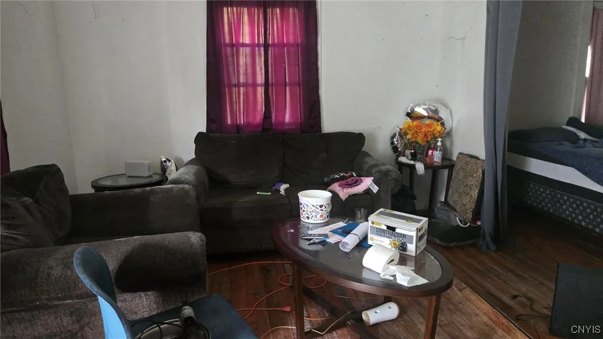 303 Marguerite Avenue, Syracuse, New York 13207, Syracuse, New York 13207, 3 Bedrooms Bedrooms, 5 Rooms Rooms,1 BathroomBathrooms,Residential,For Sale,303 Marguerite Avenue, Syracuse, New York 13207,0,S1648360