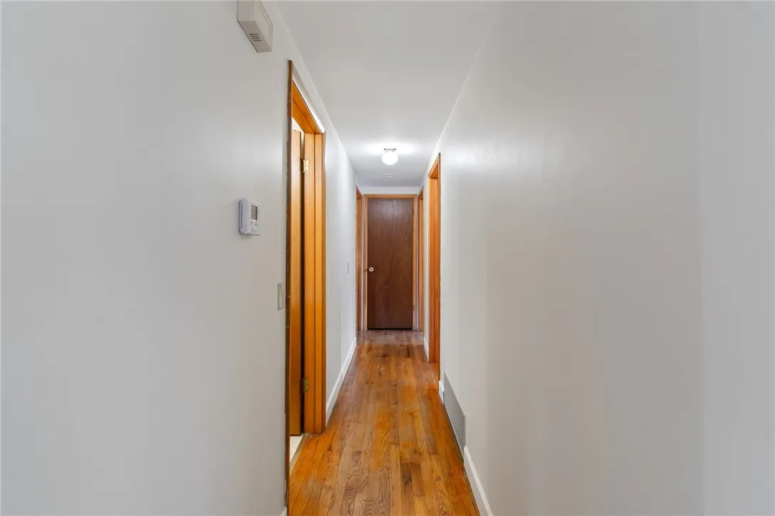 86 Maple Street, Lyons, New York 14489, Lyons, New York 14489, 2 Bedrooms Bedrooms, 5 Rooms Rooms,1 BathroomBathrooms,Residential,For Sale,86 Maple Street, Lyons, New York 14489,0,R1648288