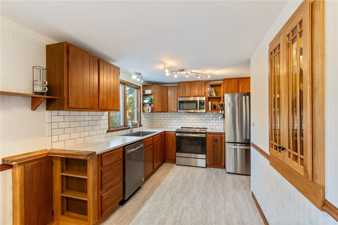 86 Maple Street, Lyons, New York 14489, Lyons, New York 14489, 2 Bedrooms Bedrooms, 5 Rooms Rooms,1 BathroomBathrooms,Residential,For Sale,86 Maple Street, Lyons, New York 14489,0,R1648288