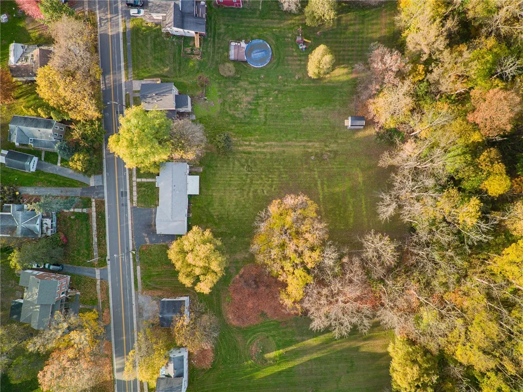 86 Maple Street, Lyons, New York 14489, Lyons, New York 14489, 2 Bedrooms Bedrooms, 5 Rooms Rooms,1 BathroomBathrooms,Residential,For Sale,86 Maple Street, Lyons, New York 14489,0,R1648288