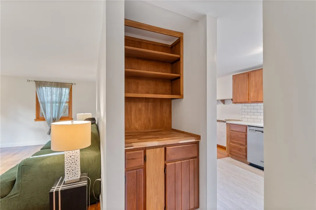 86 Maple Street, Lyons, New York 14489, Lyons, New York 14489, 2 Bedrooms Bedrooms, 5 Rooms Rooms,1 BathroomBathrooms,Residential,For Sale,86 Maple Street, Lyons, New York 14489,0,R1648288