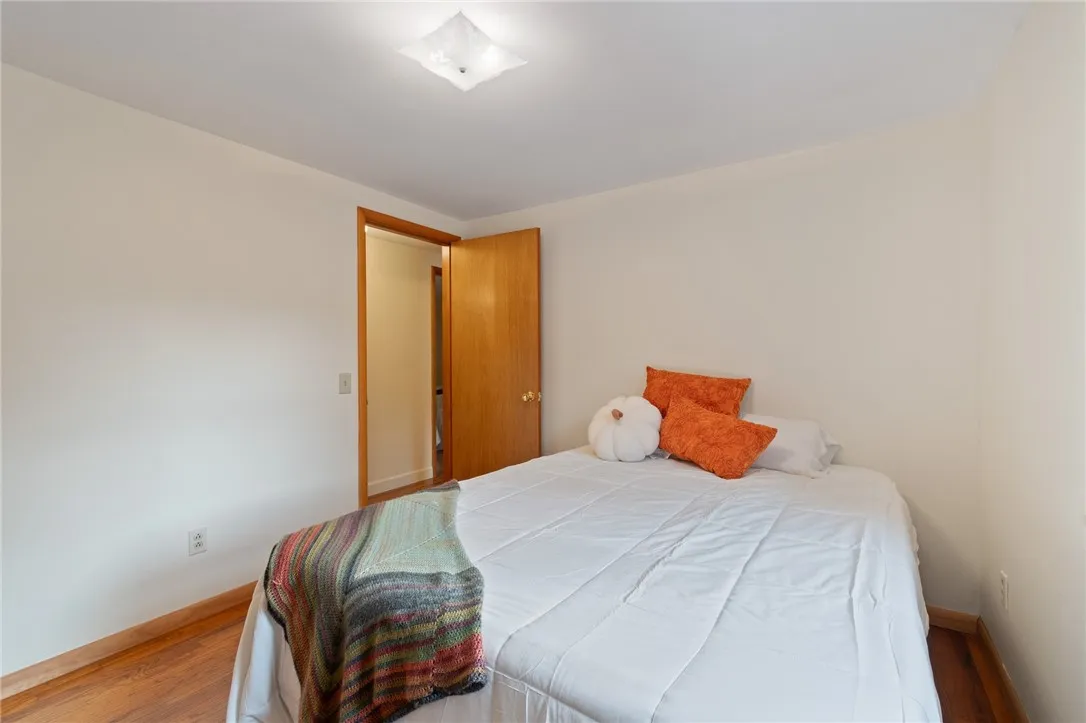 86 Maple Street, Lyons, New York 14489, Lyons, New York 14489, 2 Bedrooms Bedrooms, 5 Rooms Rooms,1 BathroomBathrooms,Residential,For Sale,86 Maple Street, Lyons, New York 14489,0,R1648288