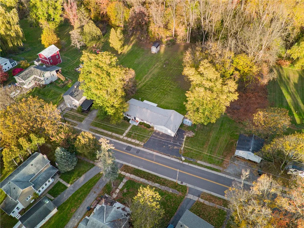 86 Maple Street, Lyons, New York 14489, Lyons, New York 14489, 2 Bedrooms Bedrooms, 5 Rooms Rooms,1 BathroomBathrooms,Residential,For Sale,86 Maple Street, Lyons, New York 14489,0,R1648288