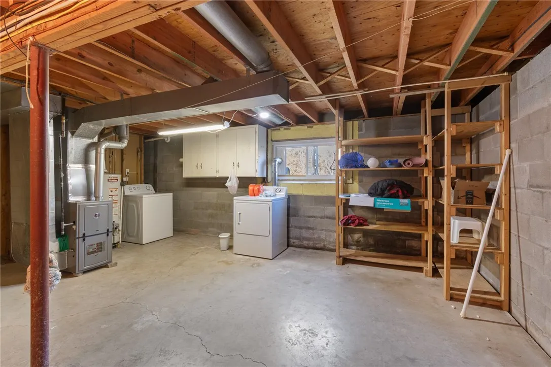 86 Maple Street, Lyons, New York 14489, Lyons, New York 14489, 2 Bedrooms Bedrooms, 5 Rooms Rooms,1 BathroomBathrooms,Residential,For Sale,86 Maple Street, Lyons, New York 14489,0,R1648288