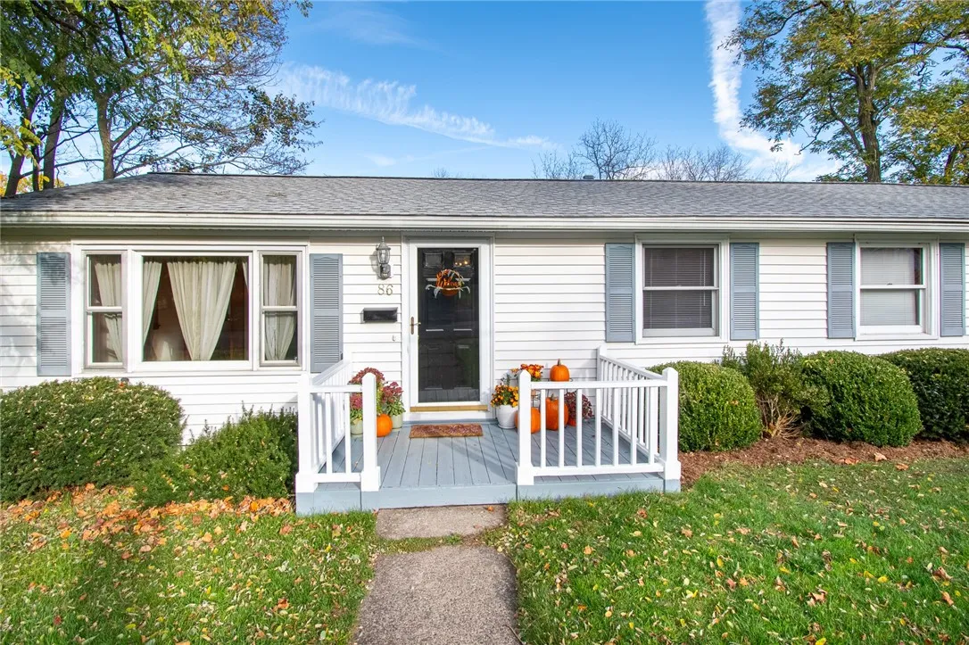 86 Maple Street, Lyons, New York 14489, Lyons, New York 14489, 2 Bedrooms Bedrooms, 5 Rooms Rooms,1 BathroomBathrooms,Residential,For Sale,86 Maple Street, Lyons, New York 14489,0,R1648288