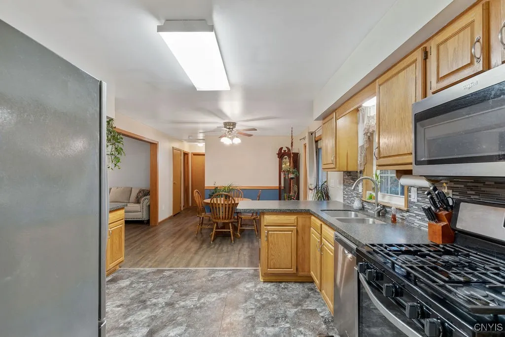 2508 County Route 12, Hastings, New York 13036, Hastings, New York 13036, 3 Bedrooms Bedrooms, 7 Rooms Rooms,2 BathroomsBathrooms,Residential,For Sale,2508 County Route 12, Hastings, New York 13036,0,S1648372