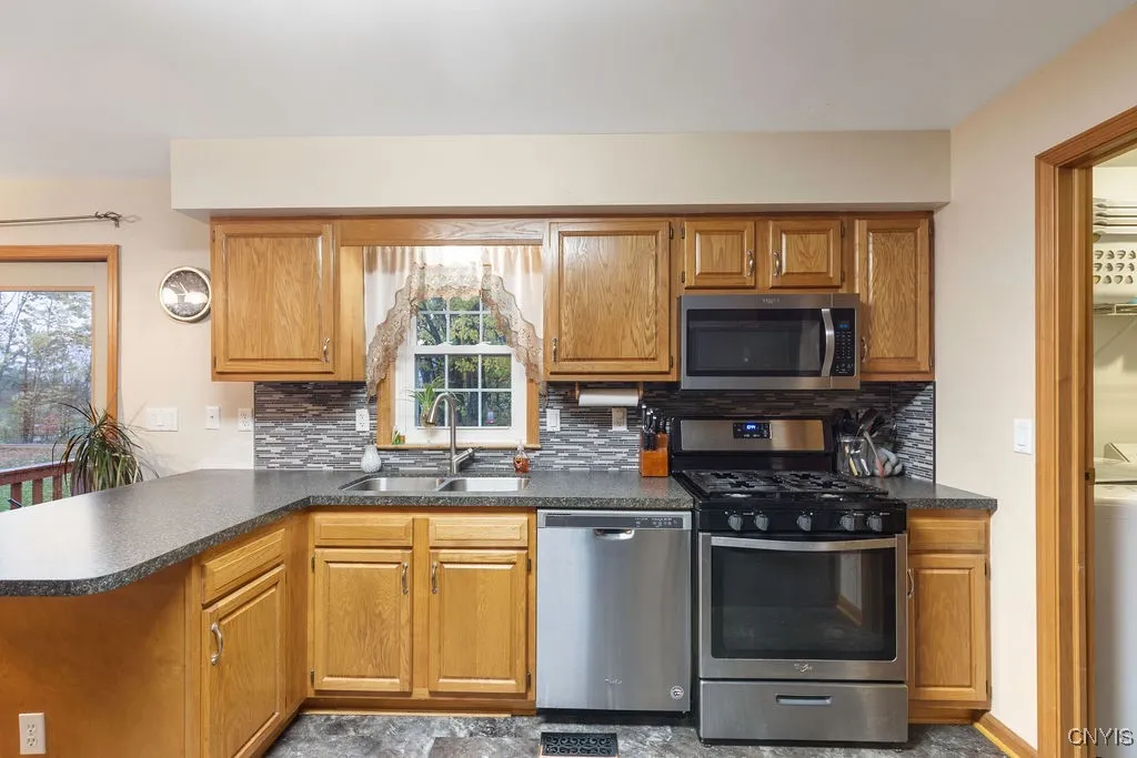 2508 County Route 12, Hastings, New York 13036, Hastings, New York 13036, 3 Bedrooms Bedrooms, 7 Rooms Rooms,2 BathroomsBathrooms,Residential,For Sale,2508 County Route 12, Hastings, New York 13036,0,S1648372