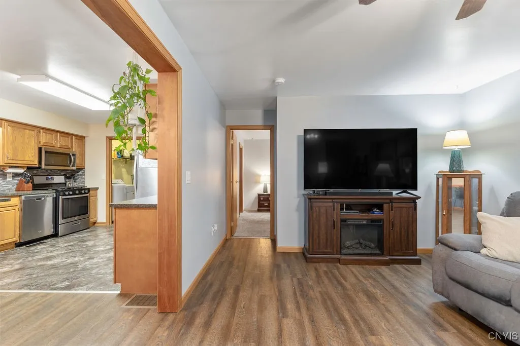 2508 County Route 12, Hastings, New York 13036, Hastings, New York 13036, 3 Bedrooms Bedrooms, 7 Rooms Rooms,2 BathroomsBathrooms,Residential,For Sale,2508 County Route 12, Hastings, New York 13036,0,S1648372