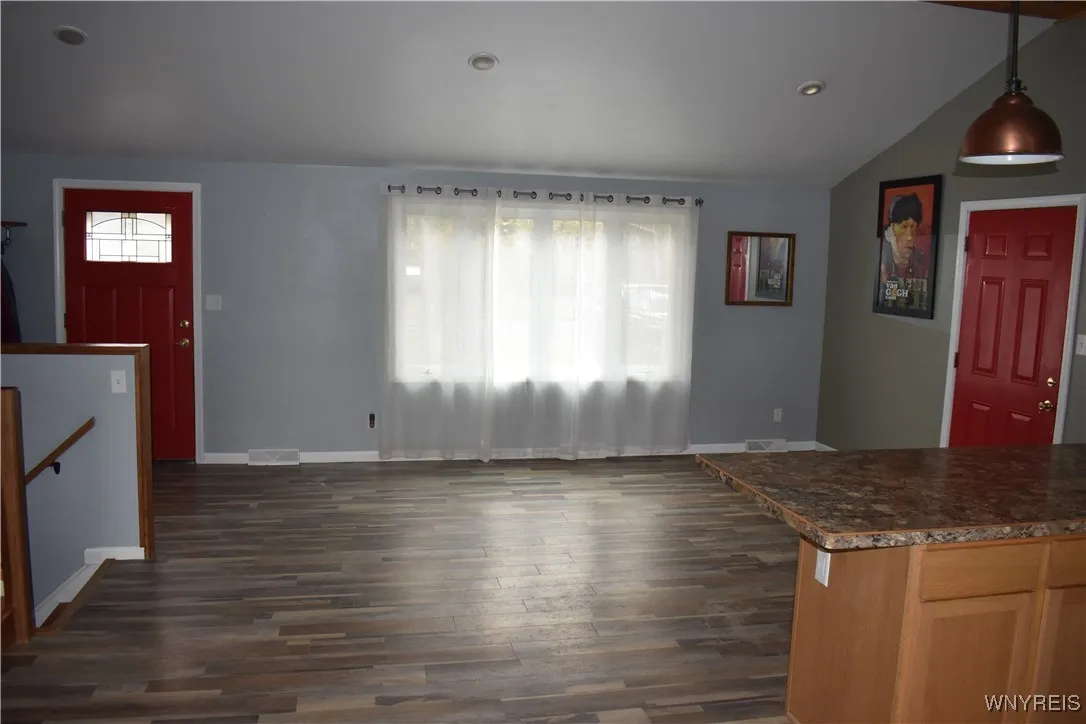 129 Lyrae Drive, Amherst, New York 14068, Amherst, New York 14068, 3 Bedrooms Bedrooms, 8 Rooms Rooms,1 BathroomBathrooms,Residential,For Sale,129 Lyrae Drive, Amherst, New York 14068,0,B1647112