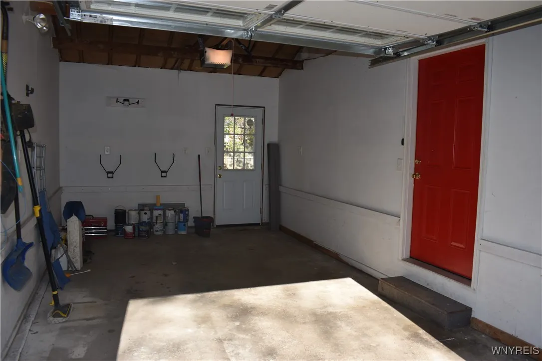 129 Lyrae Drive, Amherst, New York 14068, Amherst, New York 14068, 3 Bedrooms Bedrooms, 8 Rooms Rooms,1 BathroomBathrooms,Residential,For Sale,129 Lyrae Drive, Amherst, New York 14068,0,B1647112