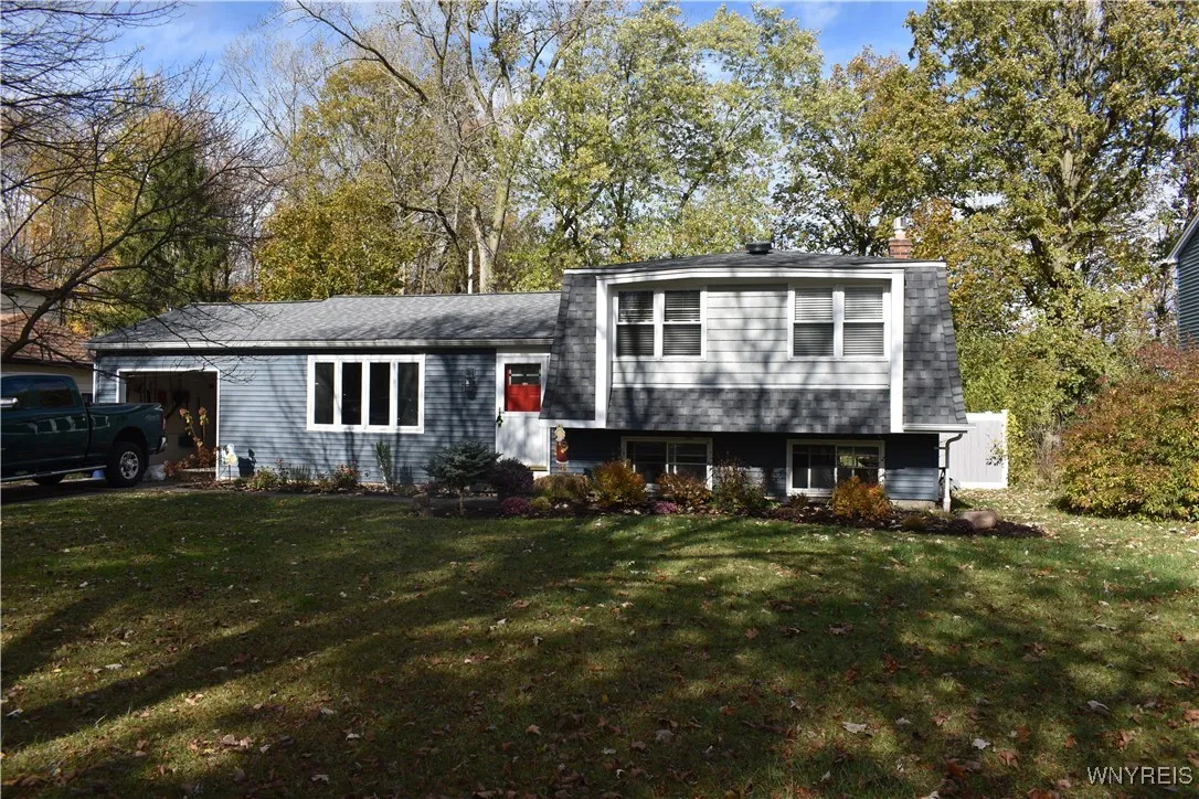 129 Lyrae Drive, Amherst, New York 14068, Amherst, New York 14068, 3 Bedrooms Bedrooms, 8 Rooms Rooms,1 BathroomBathrooms,Residential,For Sale,129 Lyrae Drive, Amherst, New York 14068,0,B1647112