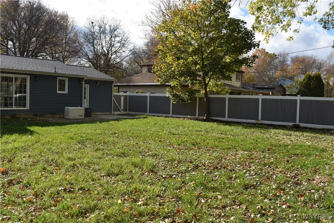 129 Lyrae Drive, Amherst, New York 14068, Amherst, New York 14068, 3 Bedrooms Bedrooms, 8 Rooms Rooms,1 BathroomBathrooms,Residential,For Sale,129 Lyrae Drive, Amherst, New York 14068,0,B1647112