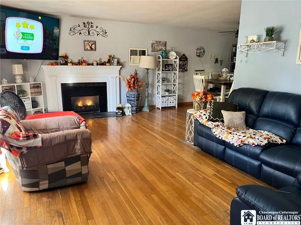 210 White Oak Drive, Allegany, New York 14706, Allegany, New York 14706, 4 Bedrooms Bedrooms, 9 Rooms Rooms,1 BathroomBathrooms,Residential,For Sale,210 White Oak Drive, Allegany, New York 14706,0,R1648098