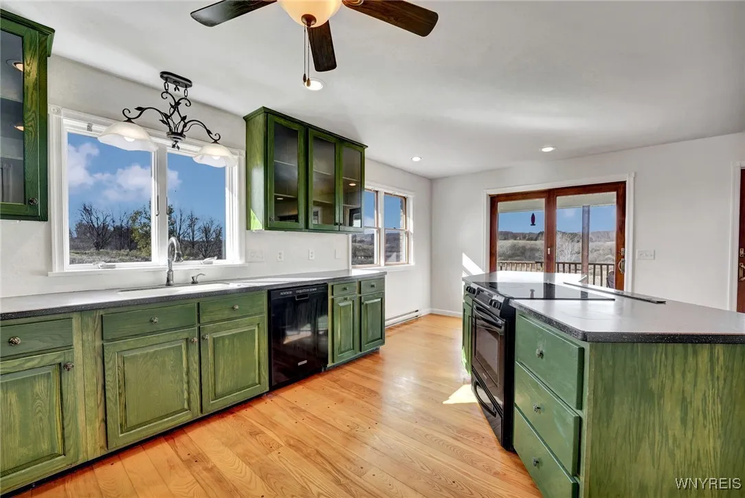 6898 Route 98, Arcade, New York 14009, Arcade, New York 14009, 3 Bedrooms Bedrooms, 9 Rooms Rooms,2 BathroomsBathrooms,Residential,For Sale,6898 Route 98, Arcade, New York 14009,0,B1648362