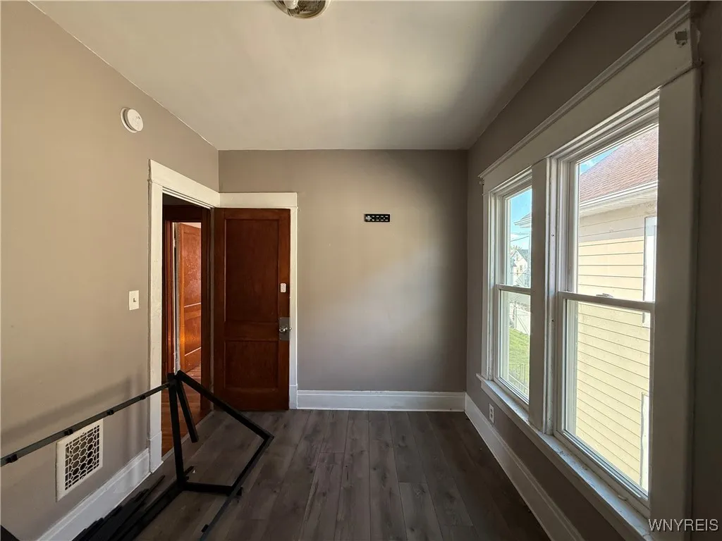 411 Minnesota Avenue, Buffalo, New York 14215, Buffalo, New York 14215, 6 Bedrooms Bedrooms, ,2 BathroomsBathrooms,Residential,For Sale,411 Minnesota Avenue, Buffalo, New York 14215,0,B1647221