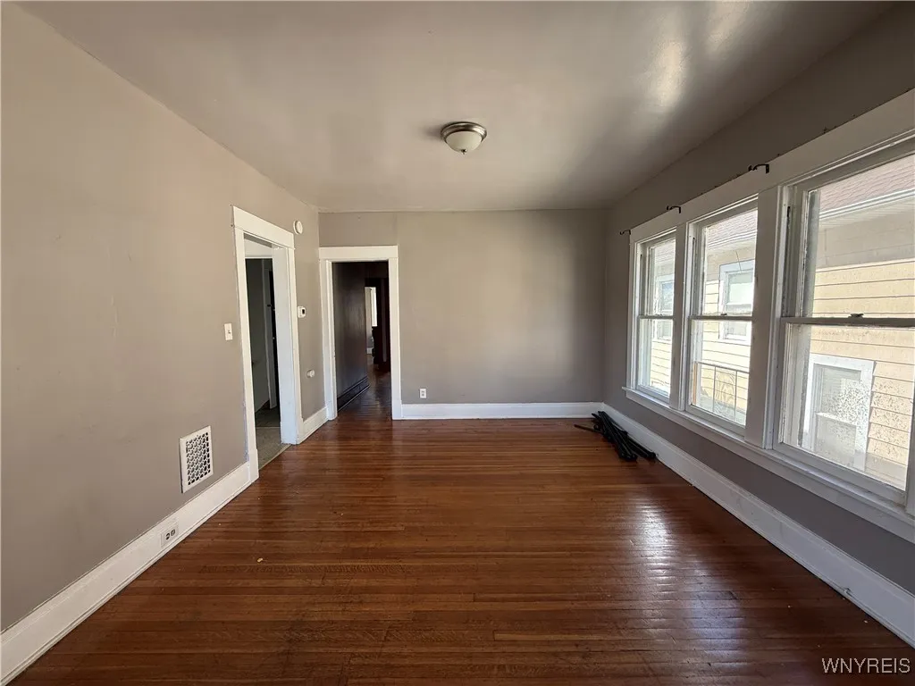 411 Minnesota Avenue, Buffalo, New York 14215, Buffalo, New York 14215, 6 Bedrooms Bedrooms, ,2 BathroomsBathrooms,Residential,For Sale,411 Minnesota Avenue, Buffalo, New York 14215,0,B1647221