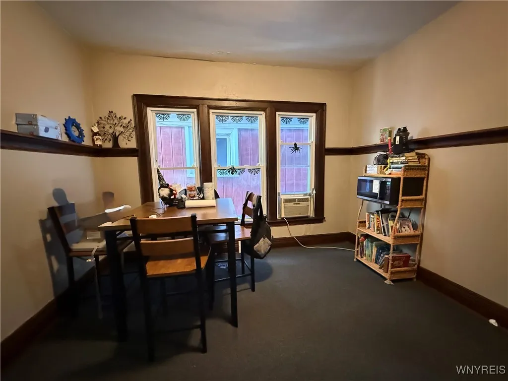 10 Garner Avenue, Buffalo, New York 14213, Buffalo, New York 14213, 8 Bedrooms Bedrooms, ,3 BathroomsBathrooms,Residential,For Sale,10 Garner Avenue, Buffalo, New York 14213,0,B1648528