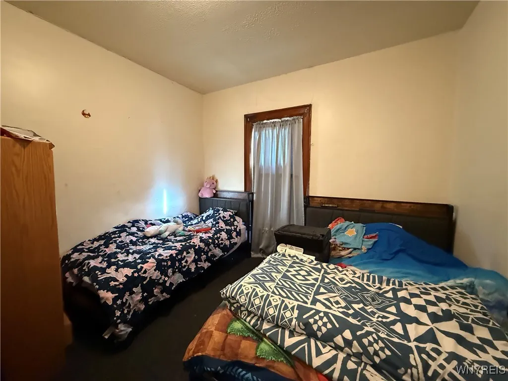 10 Garner Avenue, Buffalo, New York 14213, Buffalo, New York 14213, 8 Bedrooms Bedrooms, ,3 BathroomsBathrooms,Residential,For Sale,10 Garner Avenue, Buffalo, New York 14213,0,B1648528